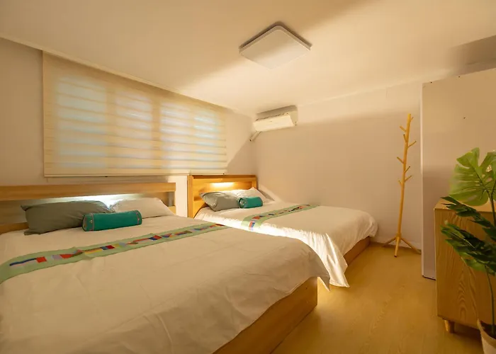 公寓 5min, Stn, 3r5b, Group, Family, Good Location For Travel, Myeongdong, Itaewon, Hongdae