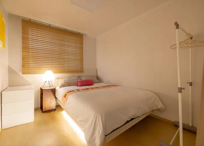 公寓 5min, Stn, 3r5b, Group, Family, Good Location For Travel, Myeongdong, Itaewon, Hongdae